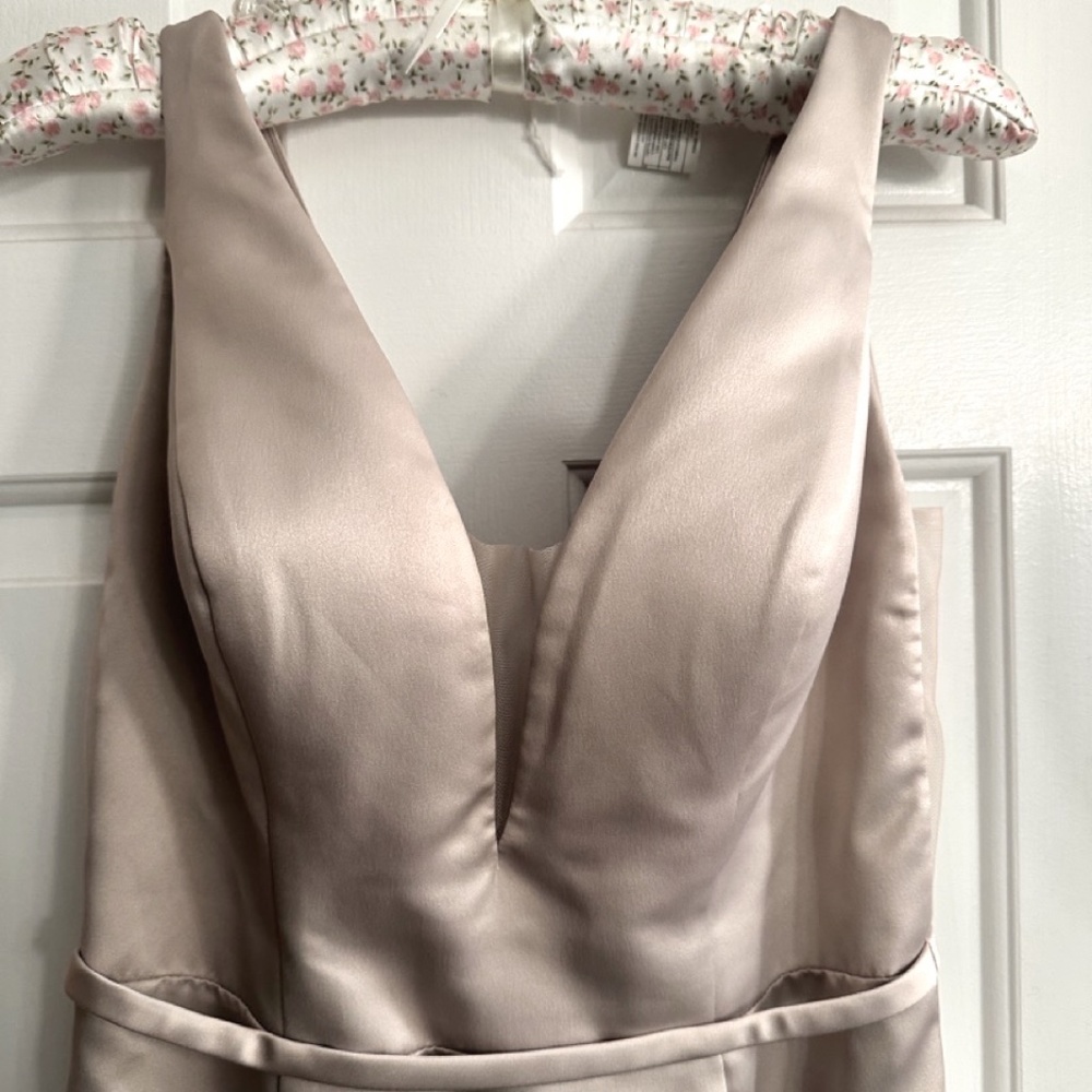 SORELLA VITA #9244 Size 12 - FORMAL AND SEXY BRIDESMAID DRESS WITH SIDE CUTOUTS